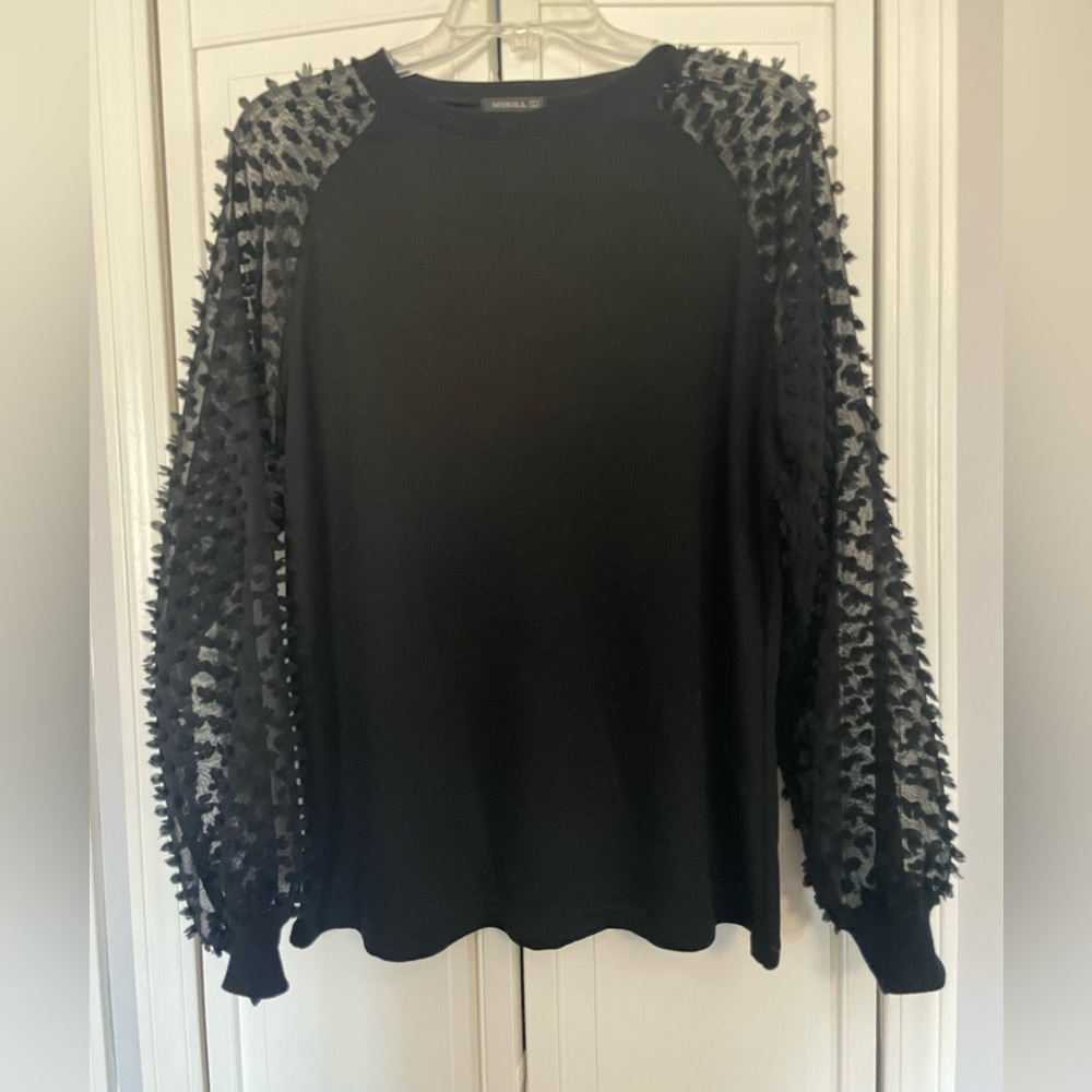 Fun Black Top